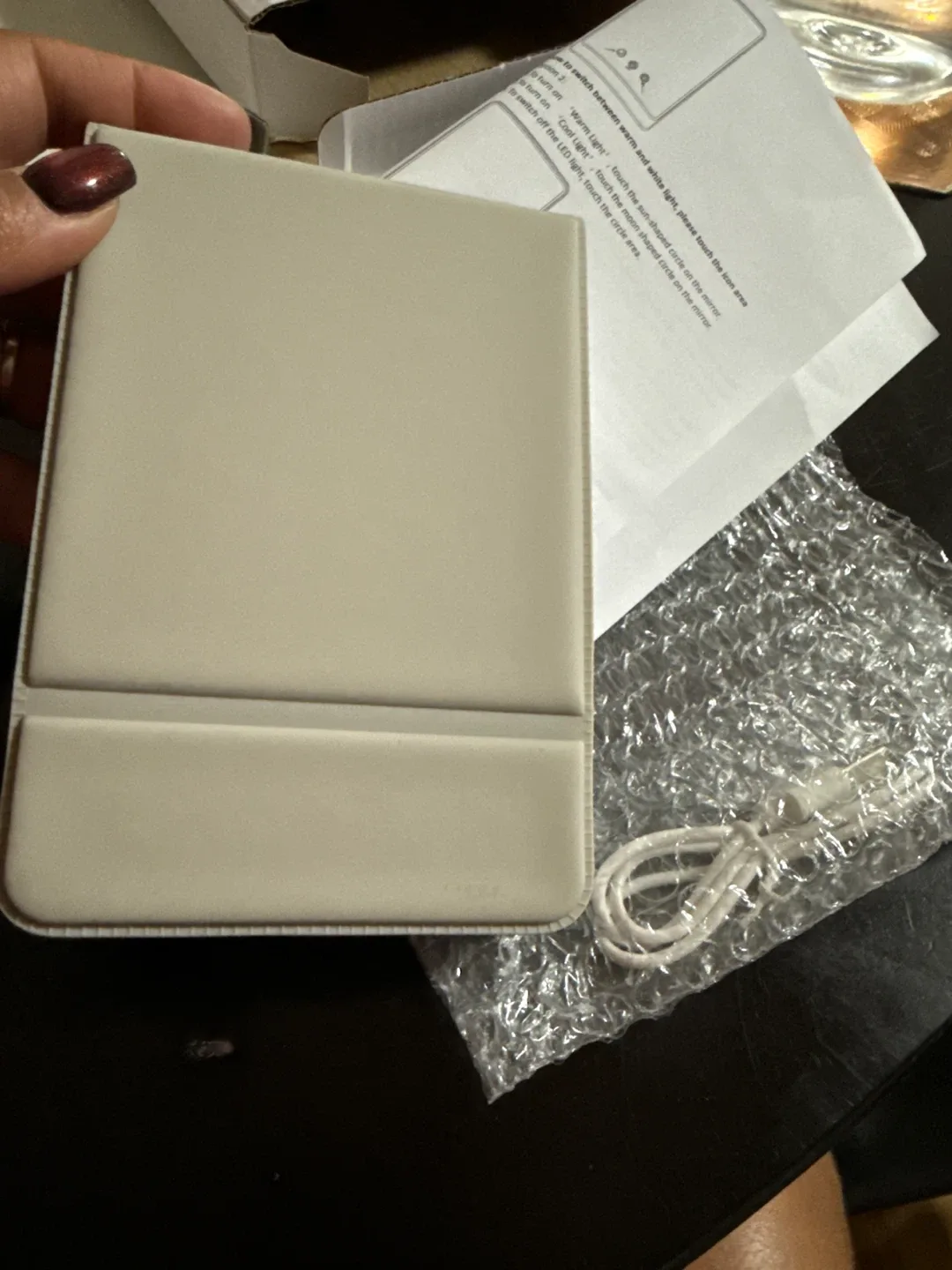 LED Travel Makeup Mirror with Box image indicator(2)