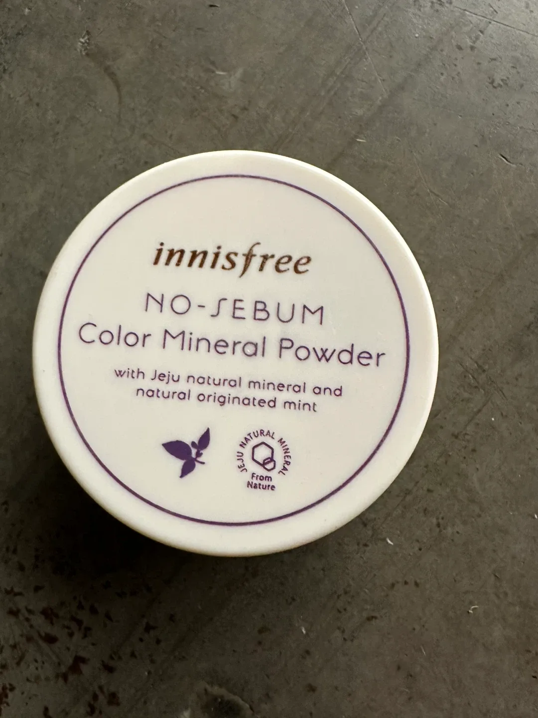 Innisfree No-Sebum Color Mineral Powder thumbnail