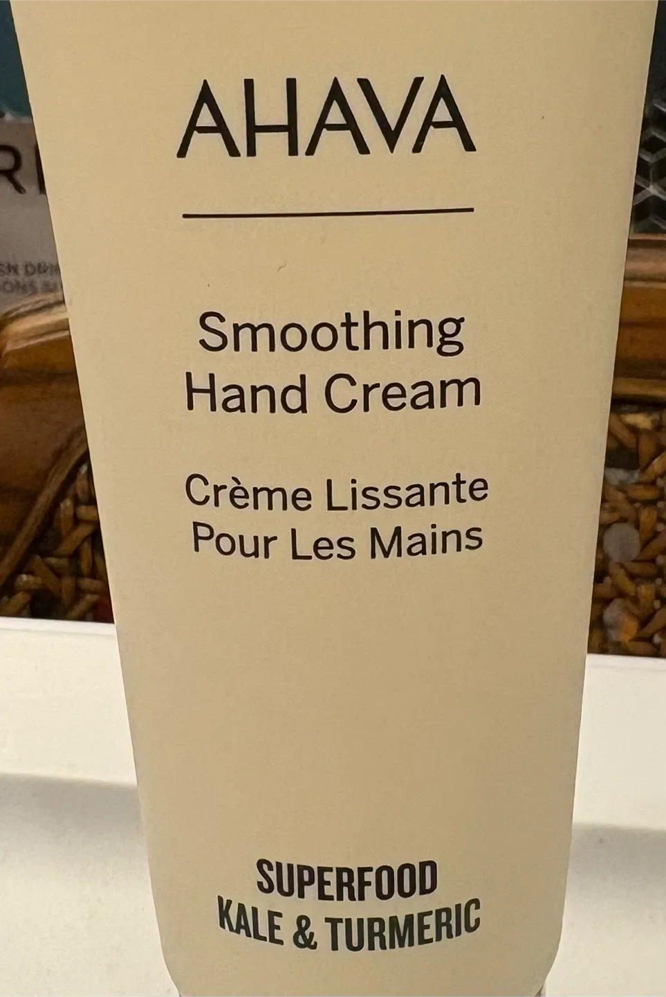 ✨✨AHAVA Superfood Kale & Turmeric Smoothing Hand Cream image indicator(2)