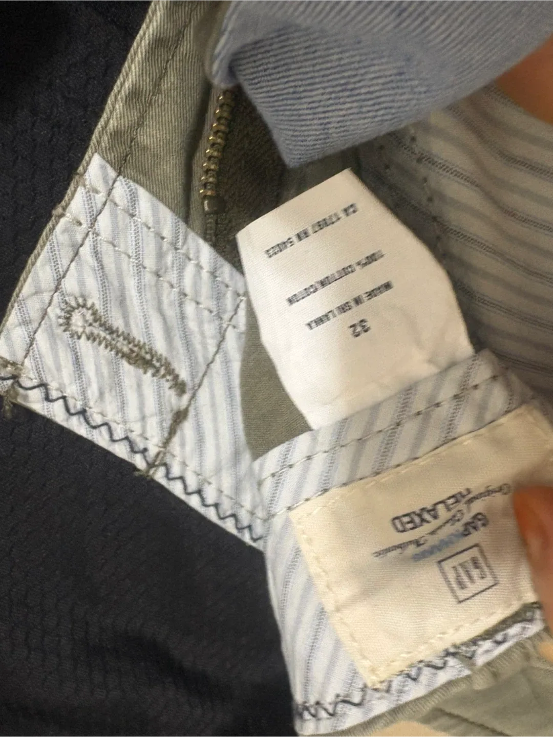 Hang Ten Twill Shorts - Size 32 image indicator(5)