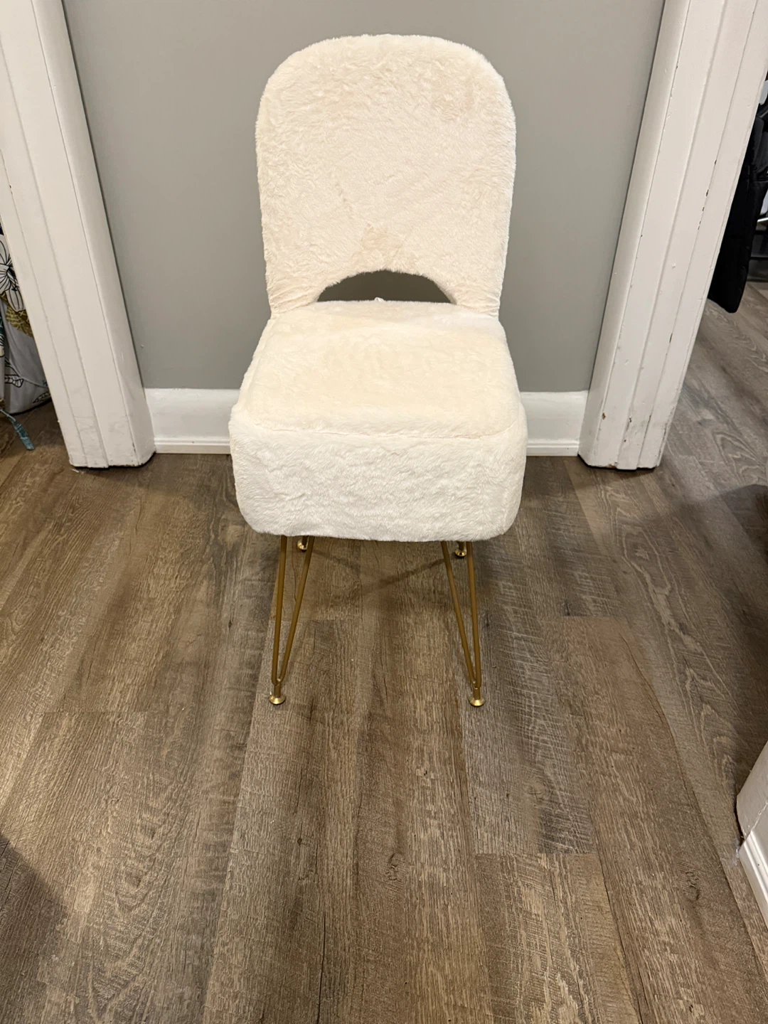 White Vanity Chair with Storage - photo 4