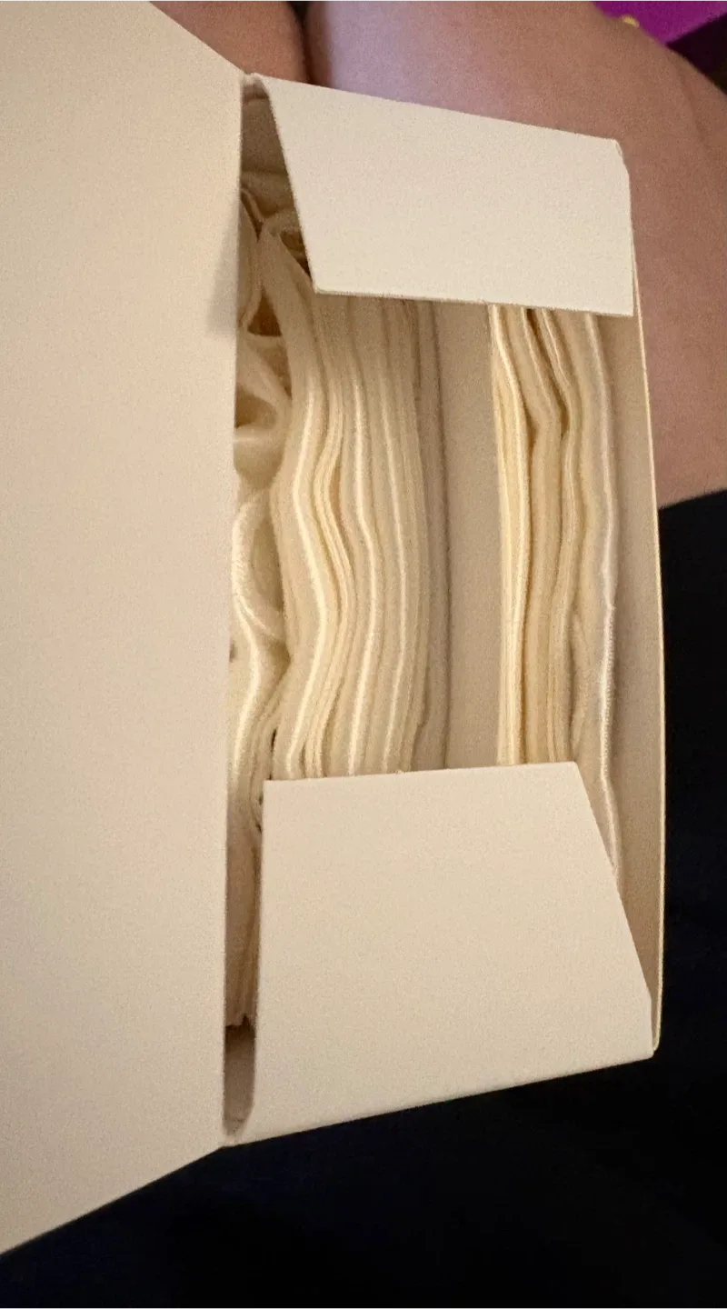 🥕 Pair of SpoiledChild Pure Silk Pillowcase - New in Box image indicator(5)