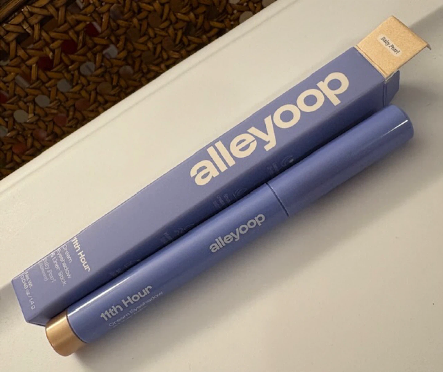 🤩alleyoop 11th Hour Cream Eyeshadow - Baby Pearl