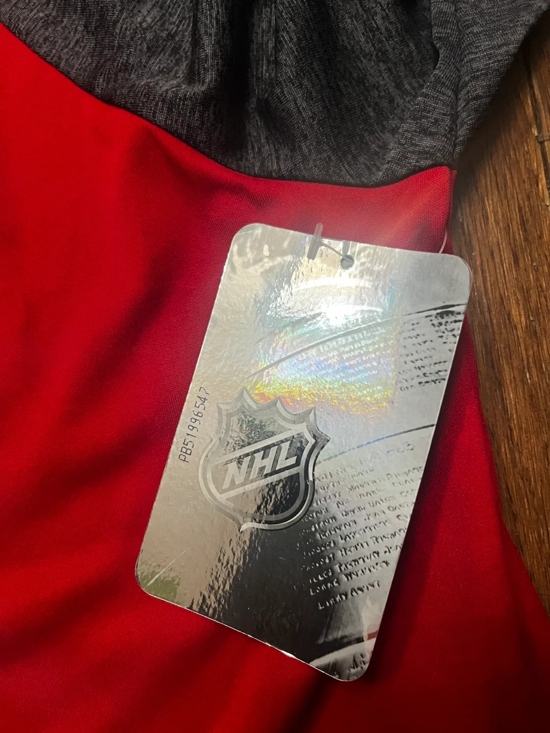 New NHL Calgary Flames T-Shirt - Size M image indicator(4)