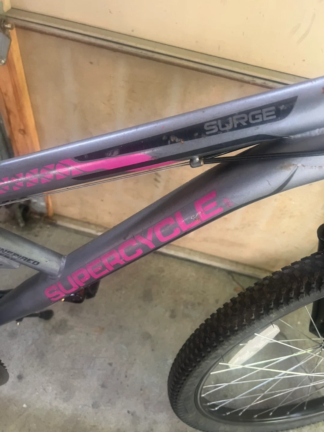 27.5 dual shock Supercycle Surge Mountain Bike image indicator(3)