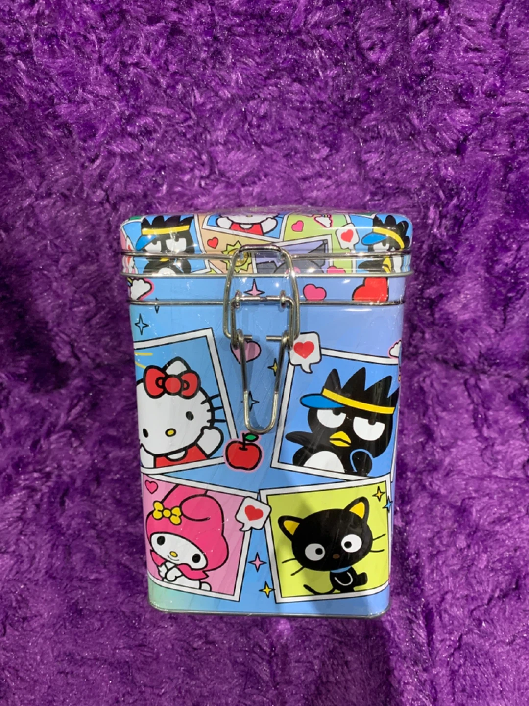 Hello Kitty & Friends Tin Box