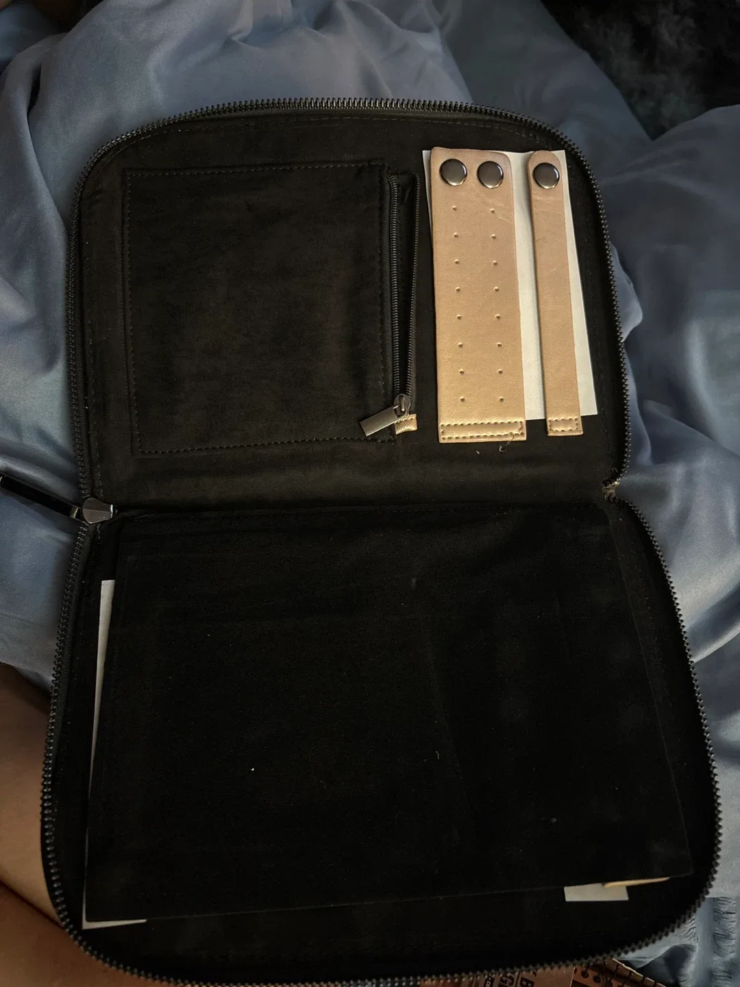 🥕Halston Jewellery Case - Beige image indicator(2)