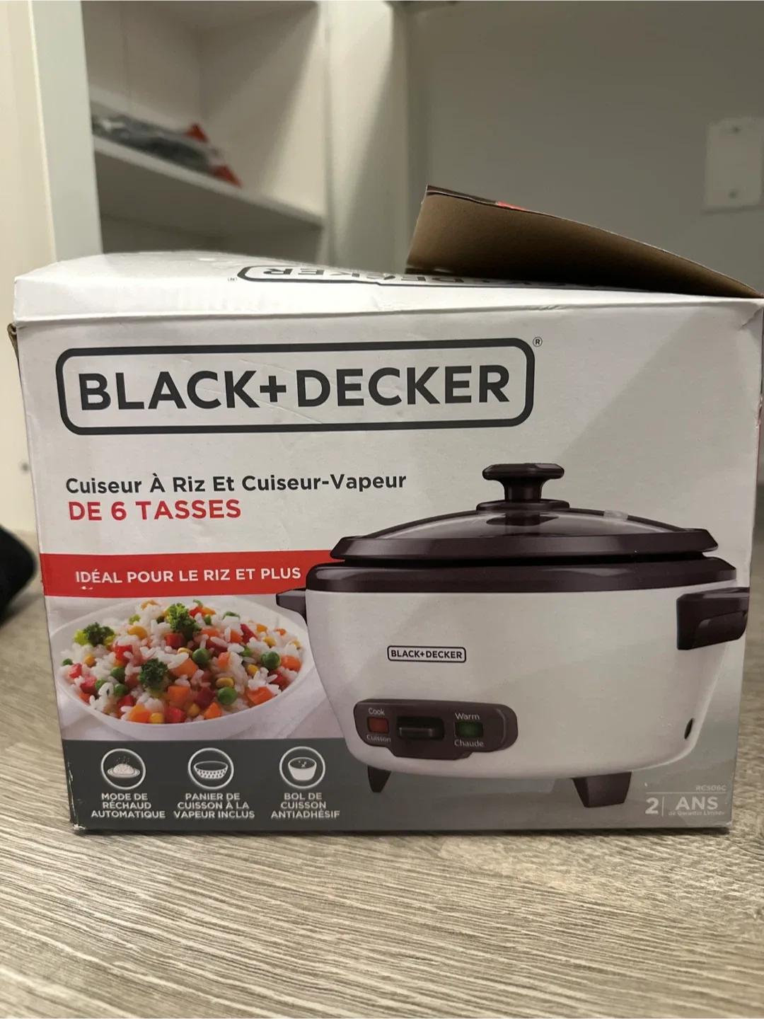 Black+Decker Rice Cooker - 6 Cups - New in Box!