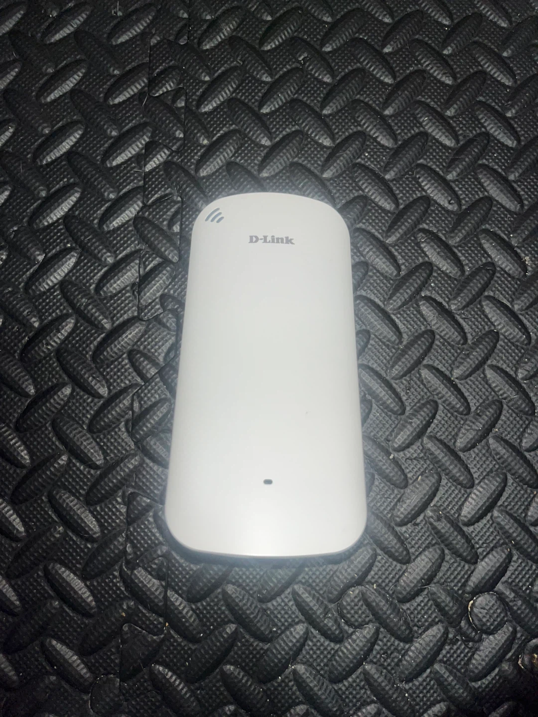 D-Link AX1800 Mesh WiFi 6 Range Extender