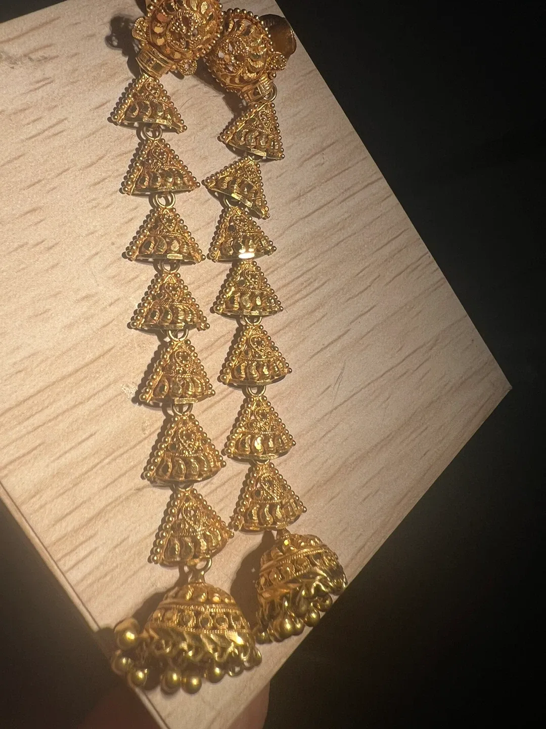 22 k Gold Earrings ( 13.3 grams )