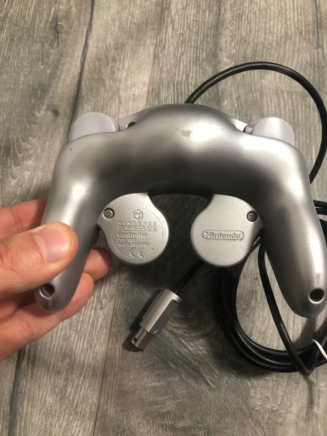 Silver gamecube controller 🥕 image indicator(3)