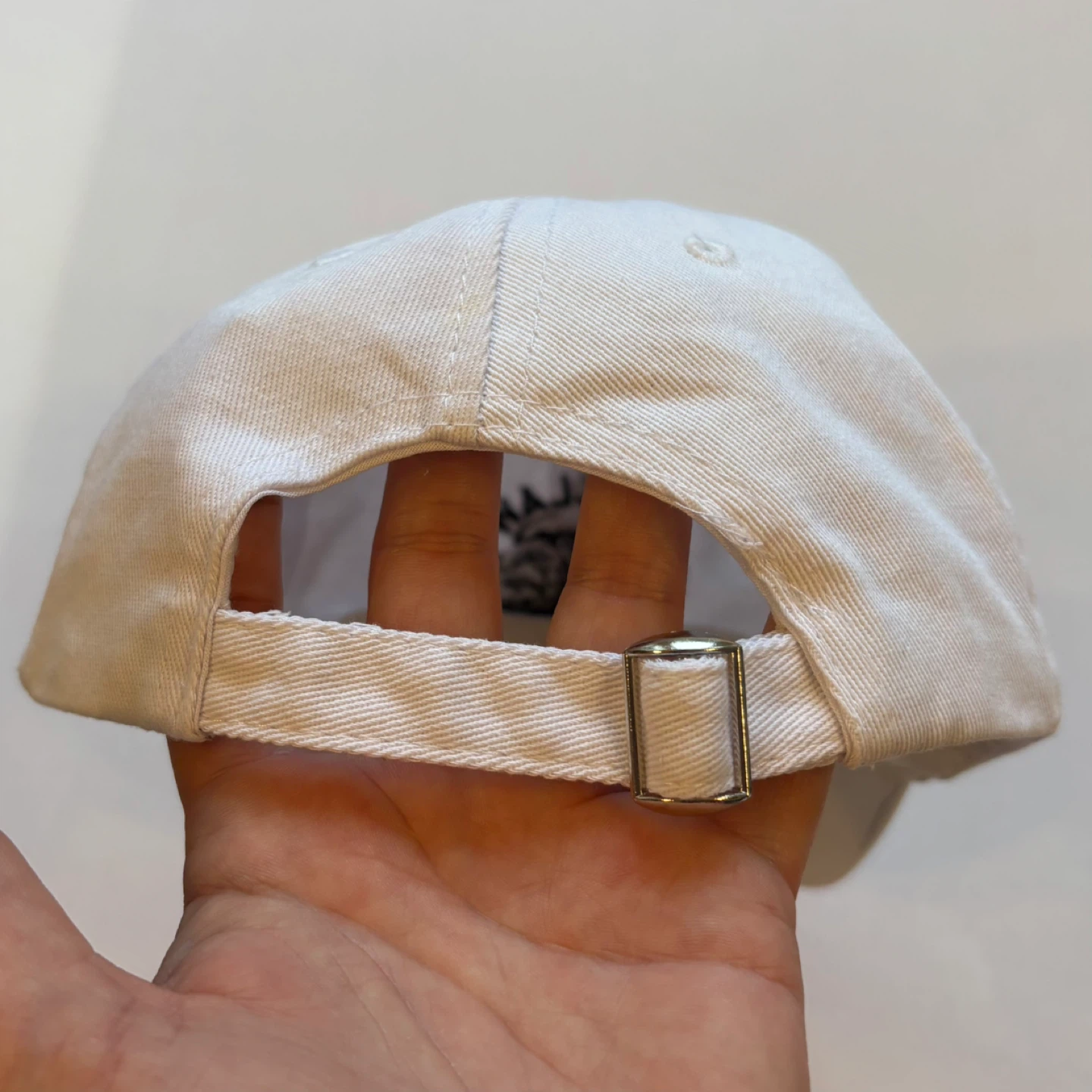 White Claw Hard Seltzer White Dad Hat Embroidered Logo Strapback - photo 3