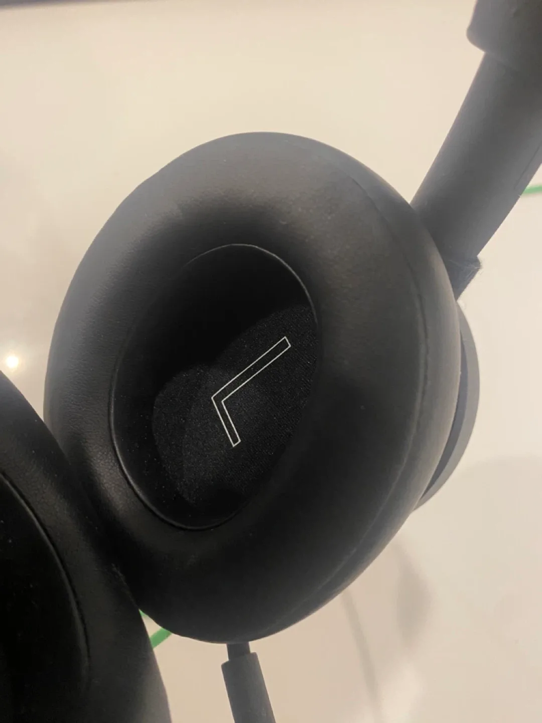 Xbox Wired Headset - Black image indicator(4)