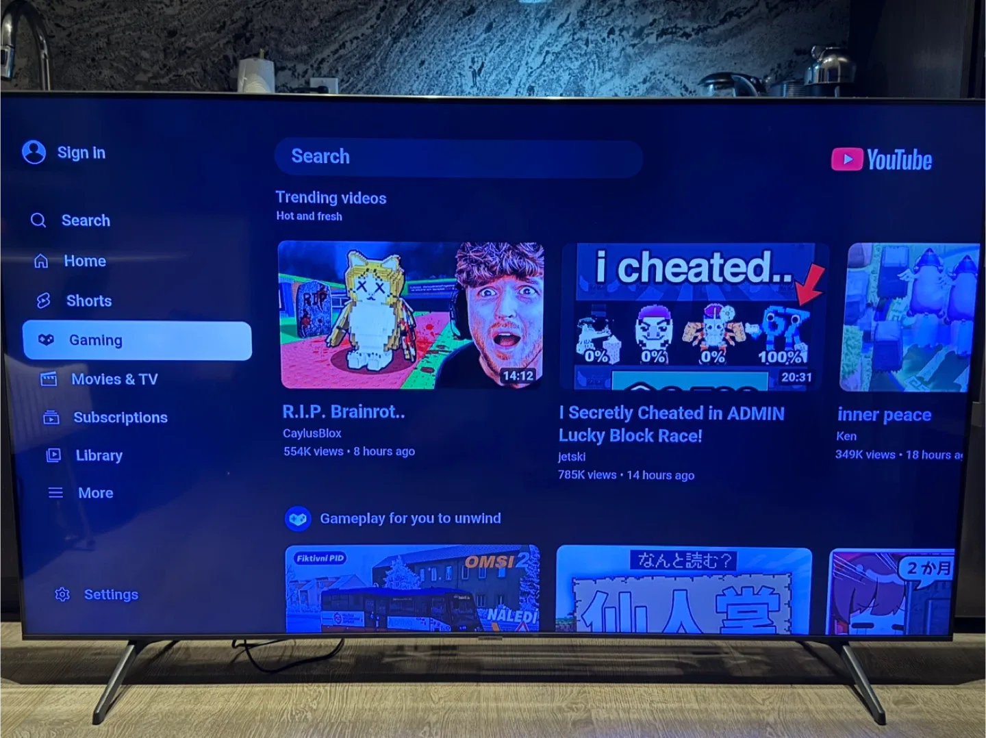 SAMSUNG 75’ SmartTV 4K (2020) image indicator(2)