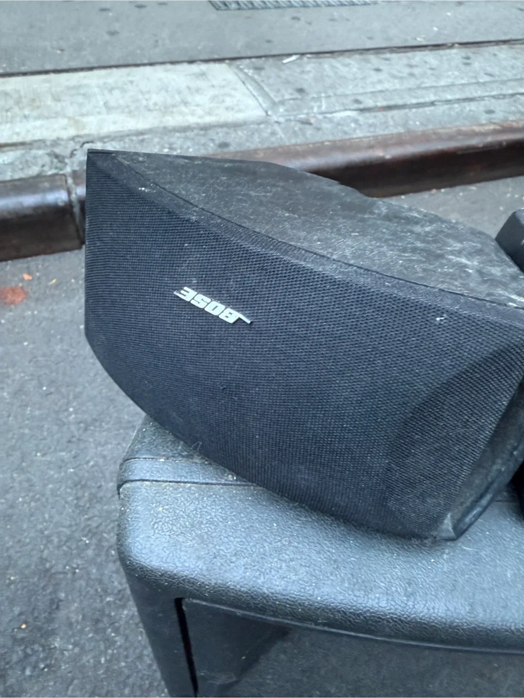 Bose Speaker - Black image indicator(2)