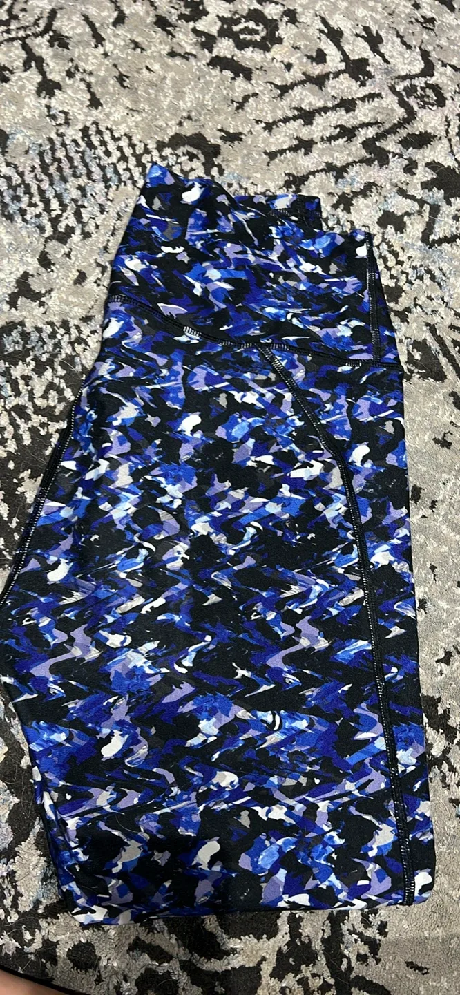 Fabletics Demi Lovato Leggings image indicator(2)