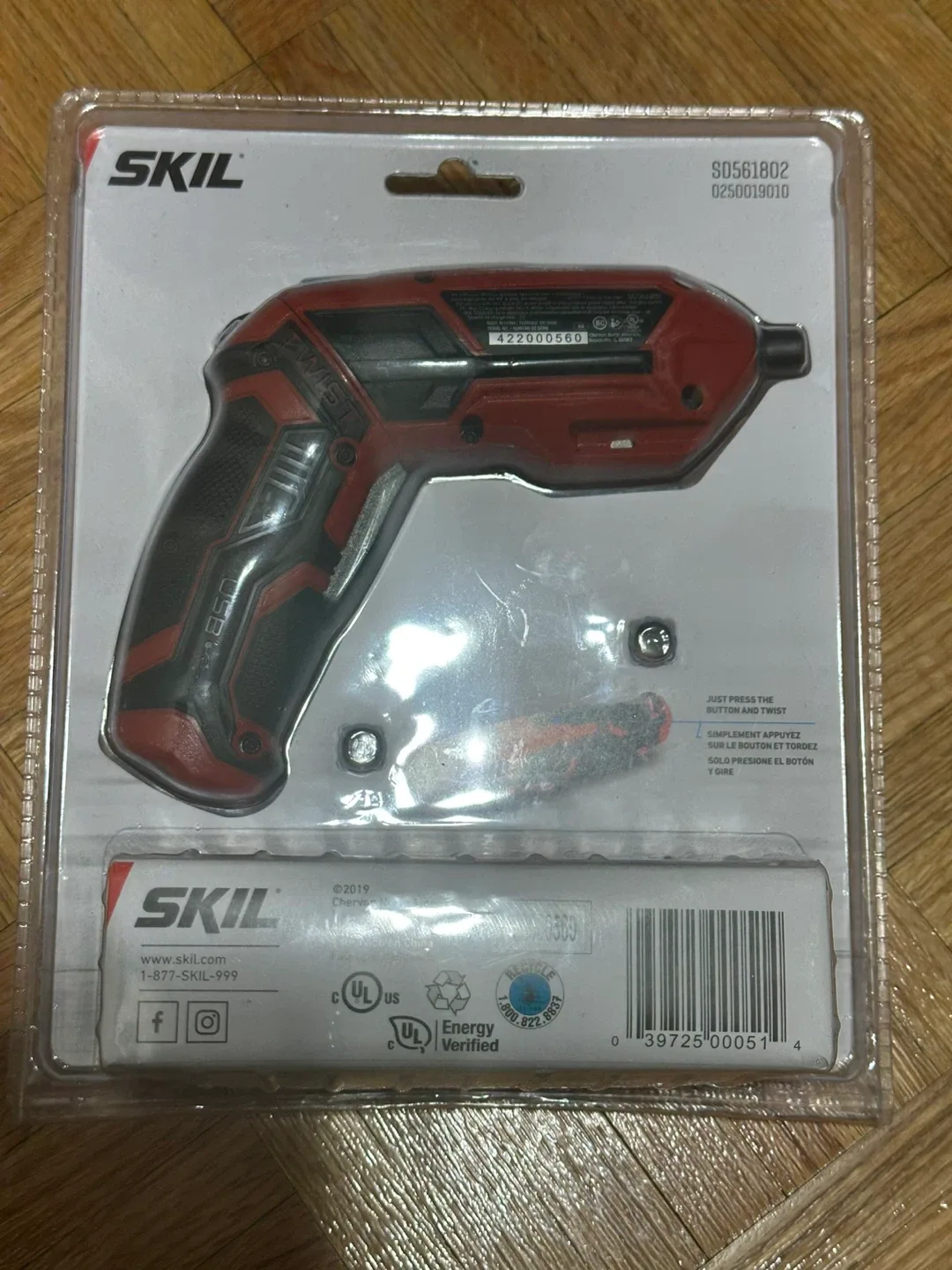 New Skil Pivot Grip 4V Rechargeable Screwdriver image indicator(2)
