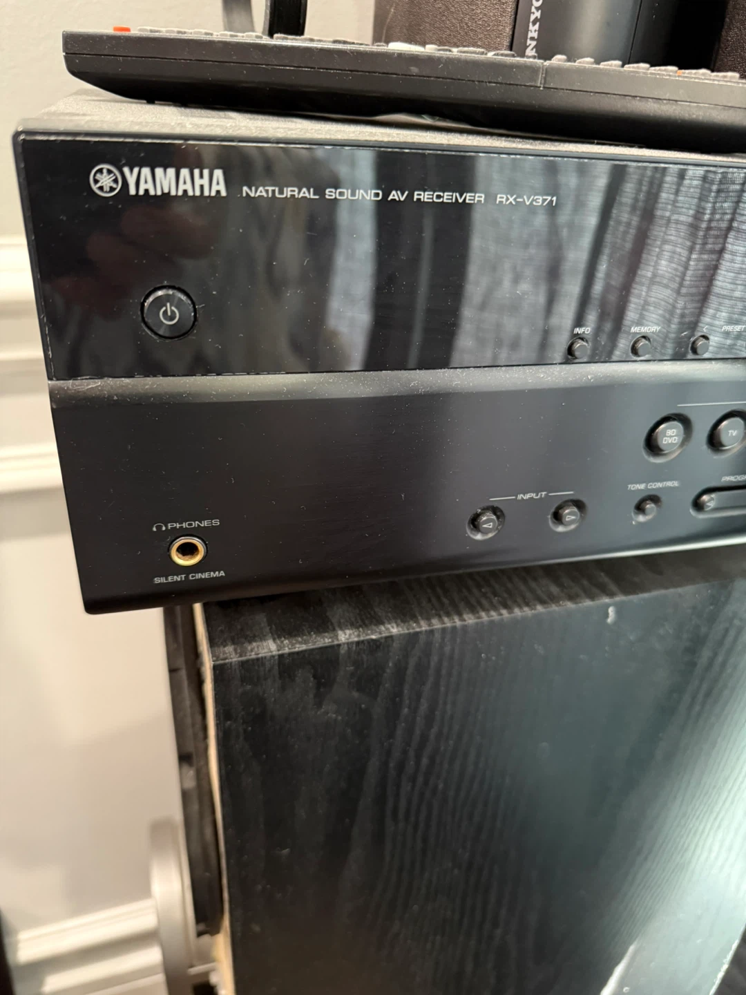 Yamaha RX-V371 Natural Sound AV Receiver & Dynex Subwoofer