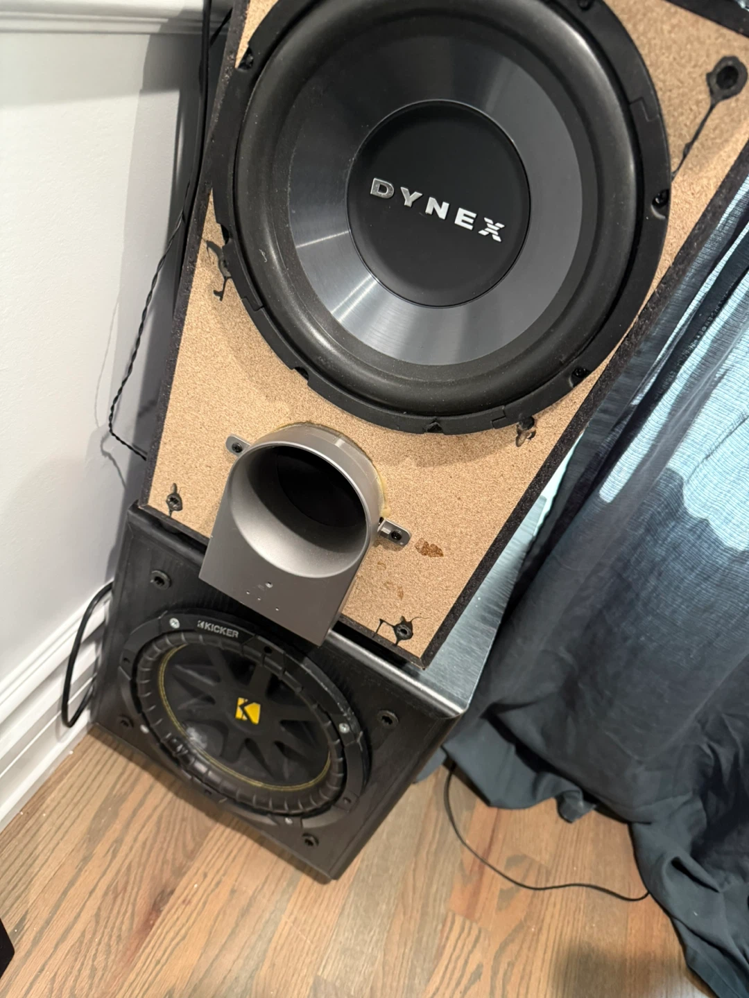Yamaha RX-V371 Natural Sound AV Receiver & Dynex Subwoofer - photo 2