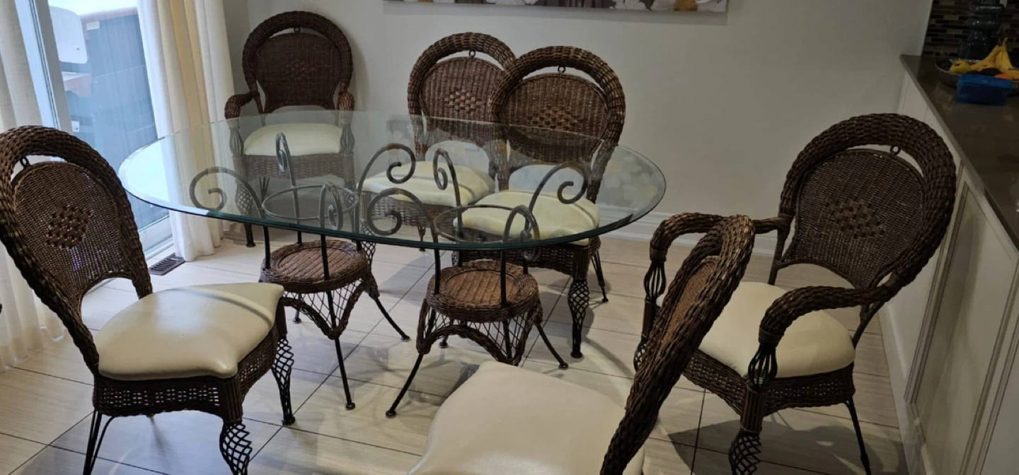 Wicker Dining Set w/ Glass Table & 6 Chairs