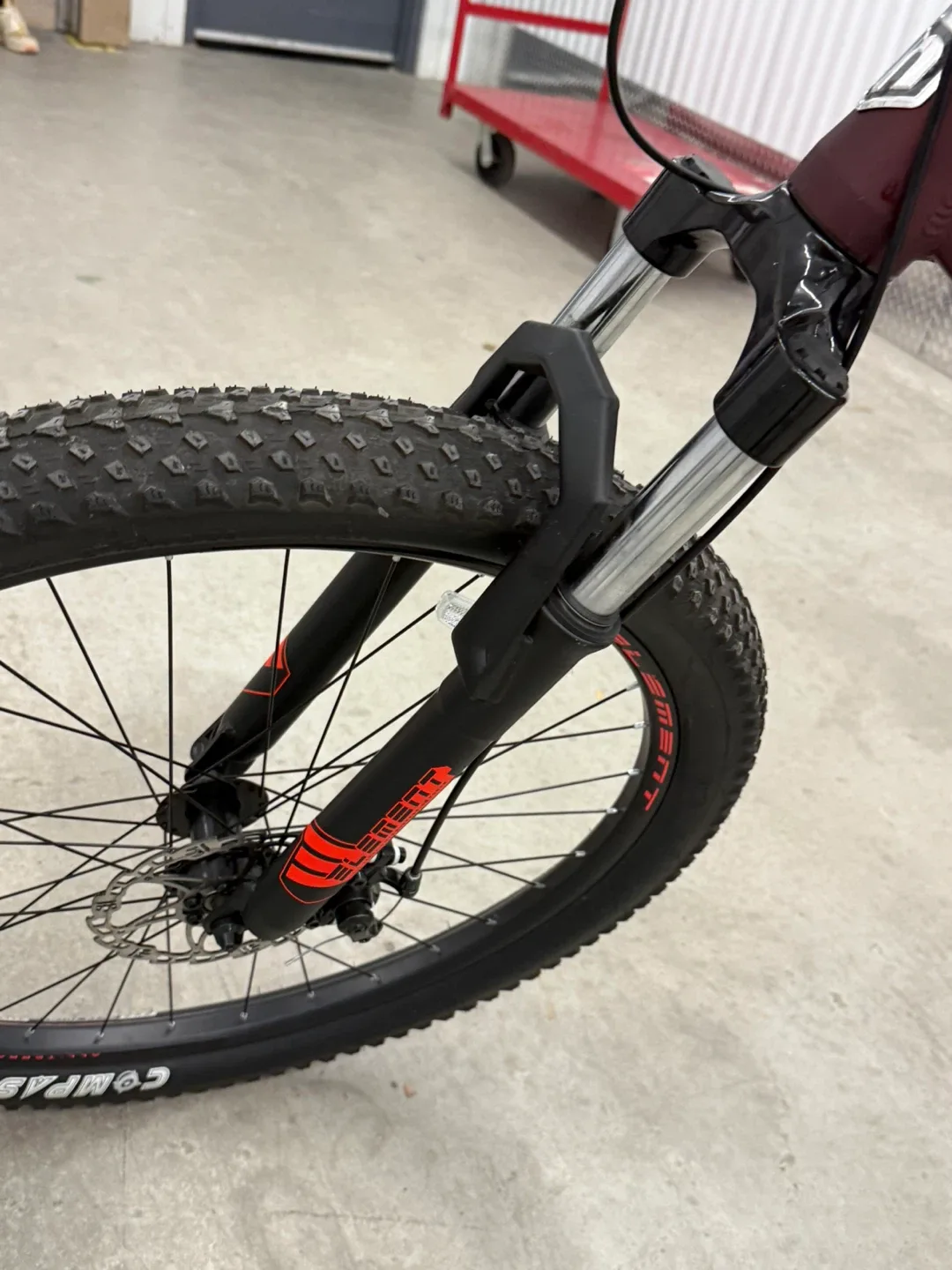 Mongoose Ardor Mountain Bike, 27.5" Wheels, 7 Speeds, image indicator(10)