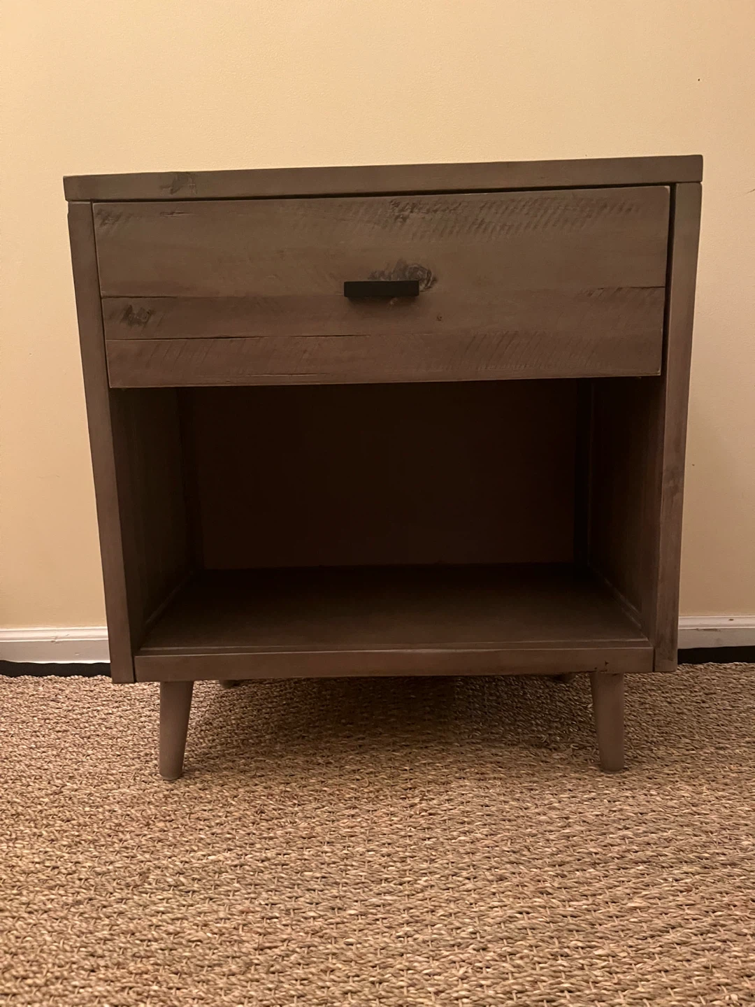 ❄️Rustic Wood Nightstand with Drawer
