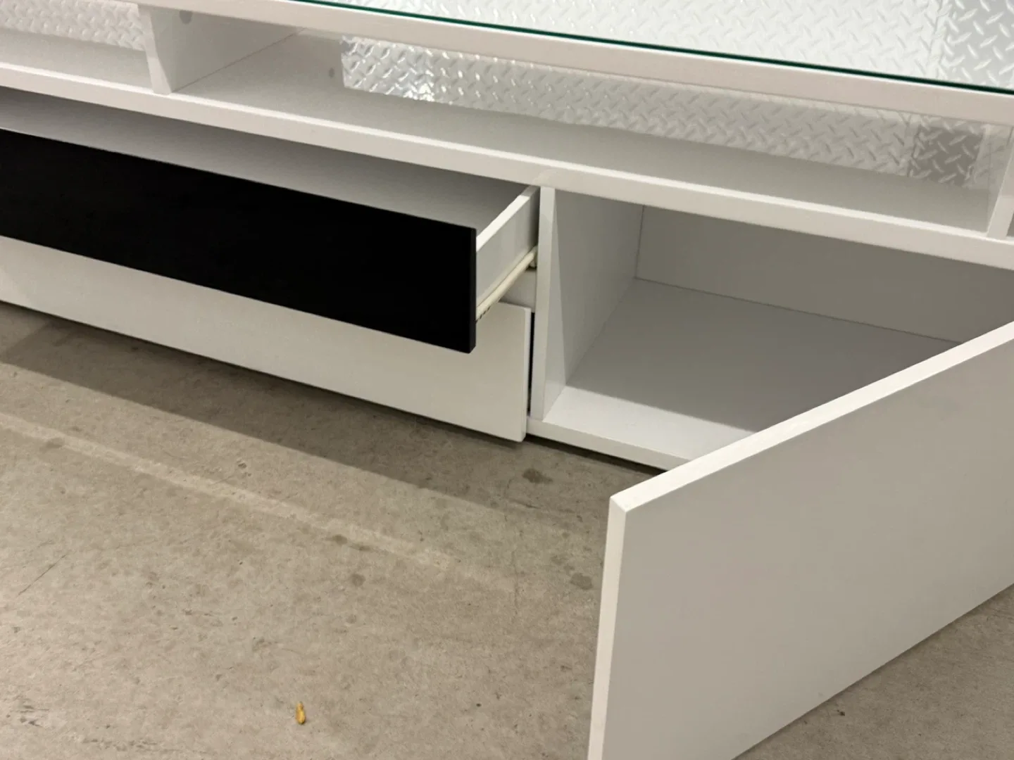 TV Stand White Glass 6,5 ft image indicator(5)