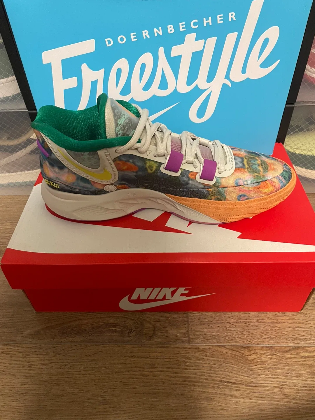 Nike Kyrie 8 Circle of Life image indicator(4)