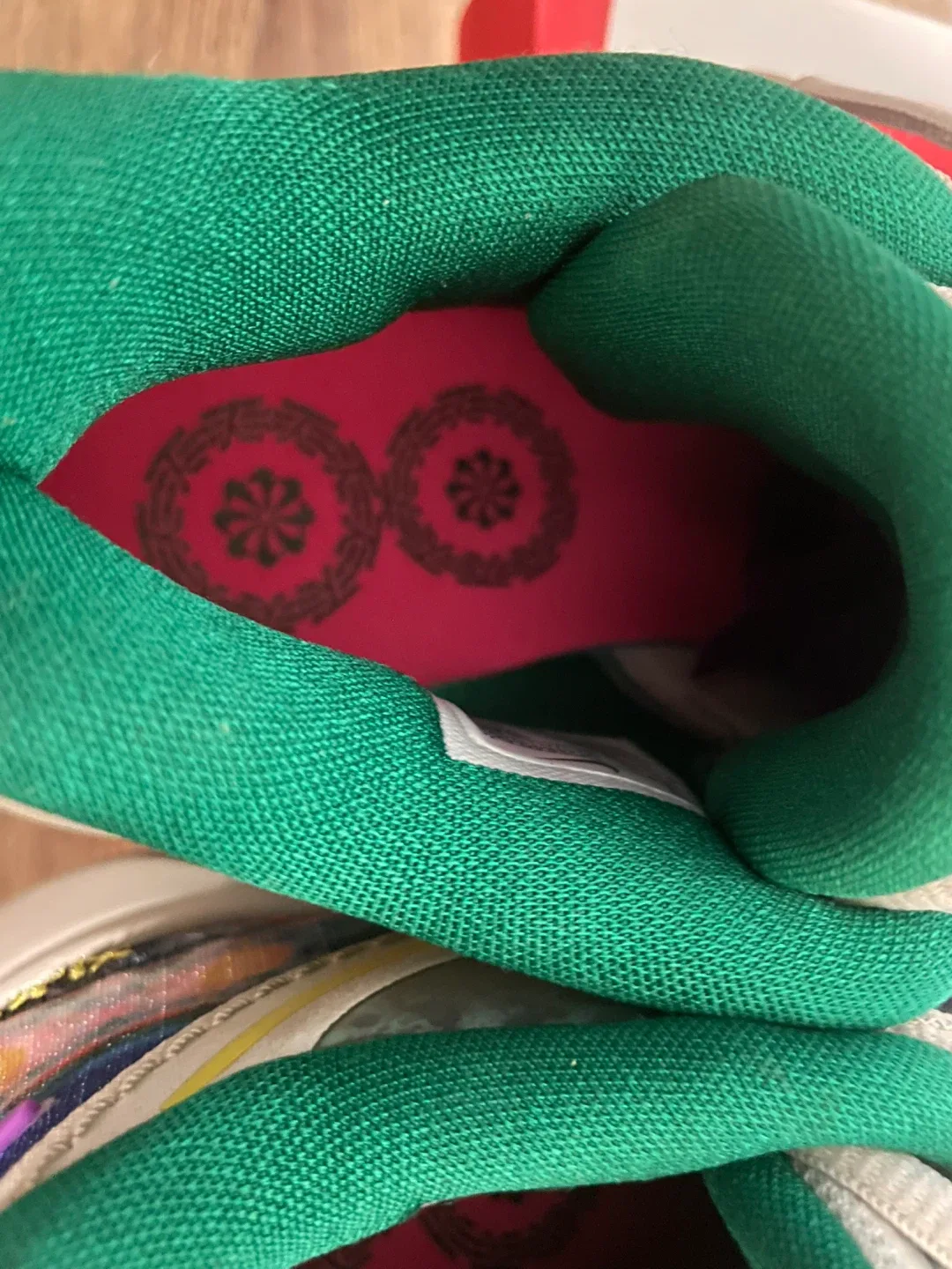 Nike Kyrie 8 Circle of Life image indicator(8)