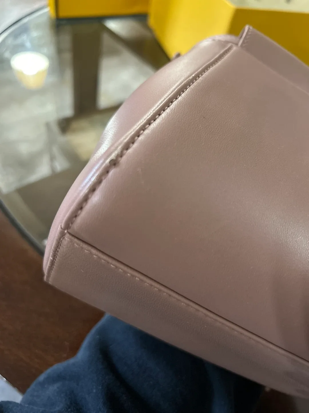Fendi Roma Pink Leather Handbag image indicator(3)