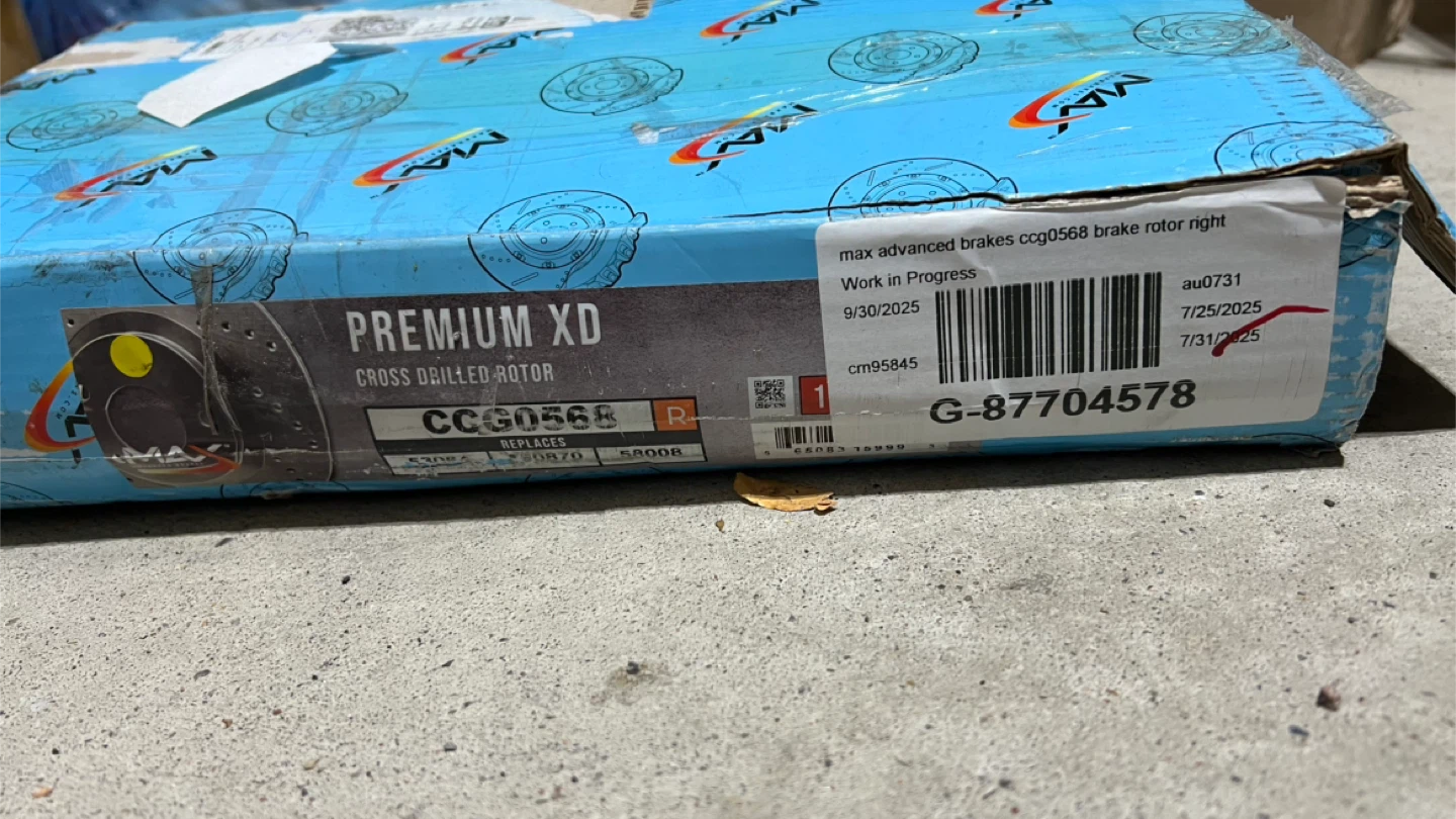 New MAX Premium XD Cross Drilled Rotor CCG0568 - photo 3