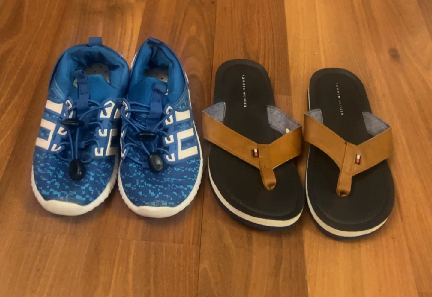 Tommy Hilfiger Flip Flops & Blue Sneakers thumbnail