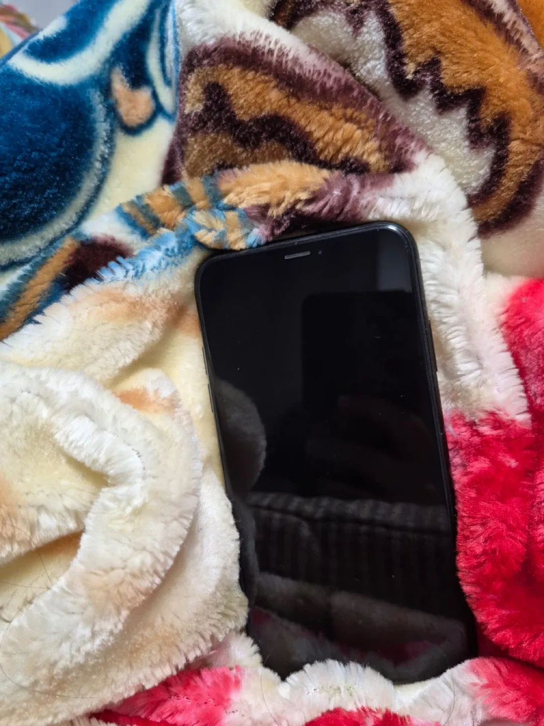 iPhone XR - 64GB image indicator(2)