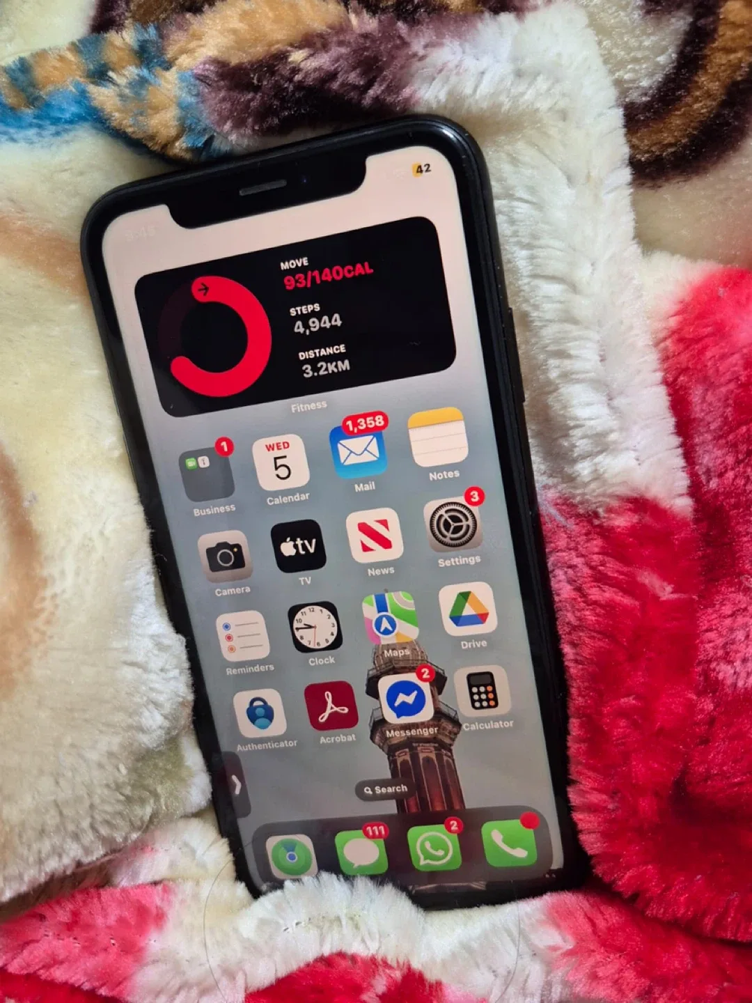 iPhone XR - 64GB image indicator(4)