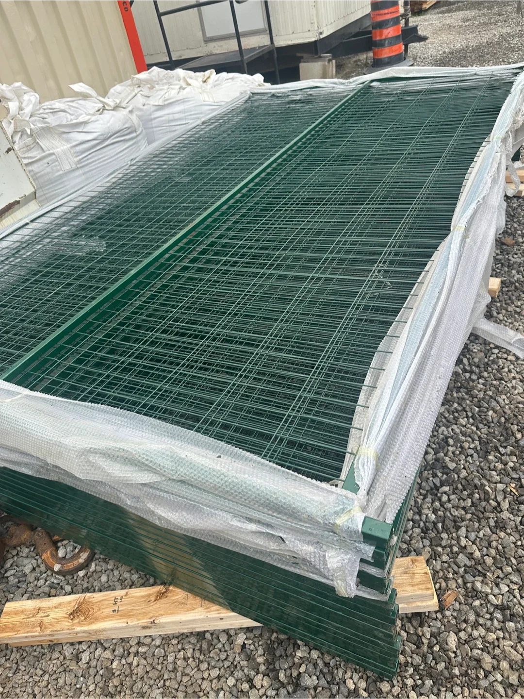 Temporary fence panels image indicator(8)