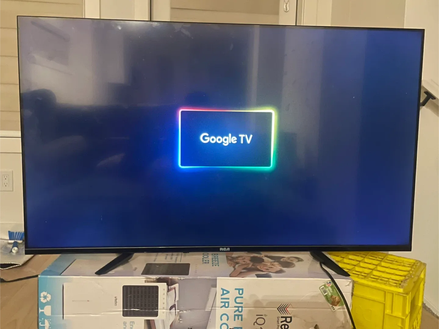 55” RCA Ultra HD Smart TV image indicator(3)