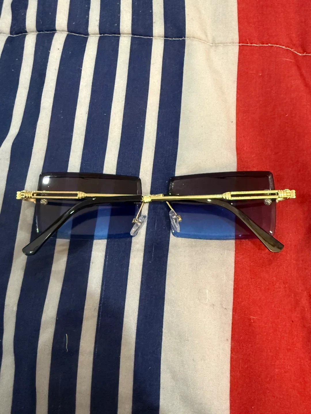 Blue Rimless Sunglasses image indicator(6)