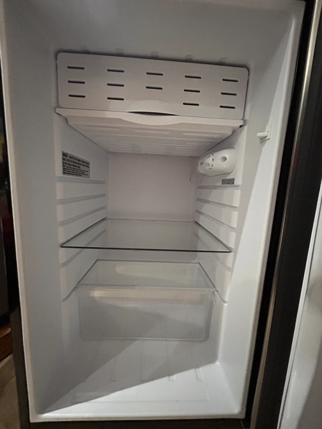 Insignia Mini Fridge - NS-CF44SS8 - photo 3