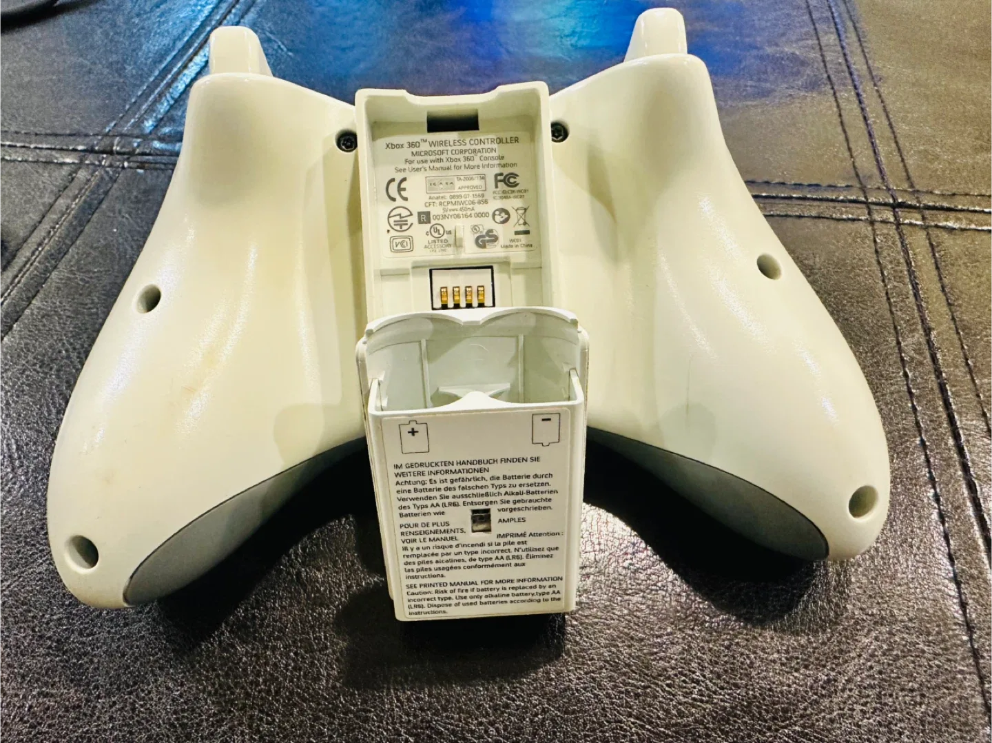 Xbox 360 Wireless Controller image indicator(5)