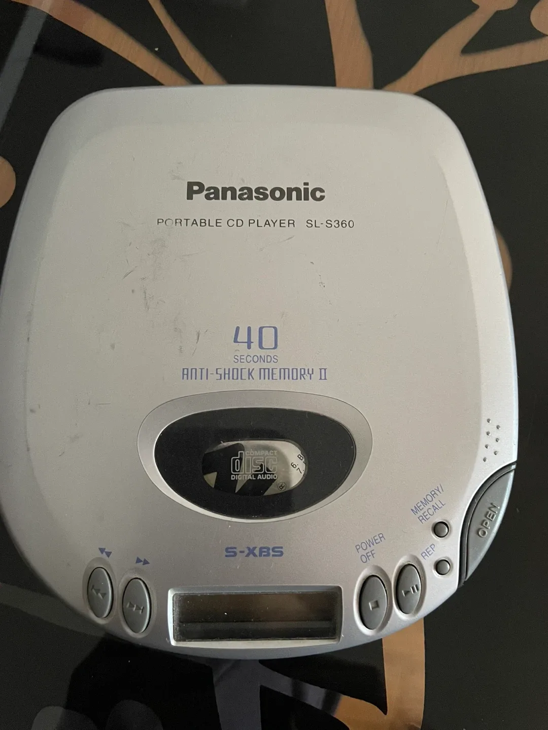Vintage Portable CD Players: Panasonic & Sony image indicator(5)