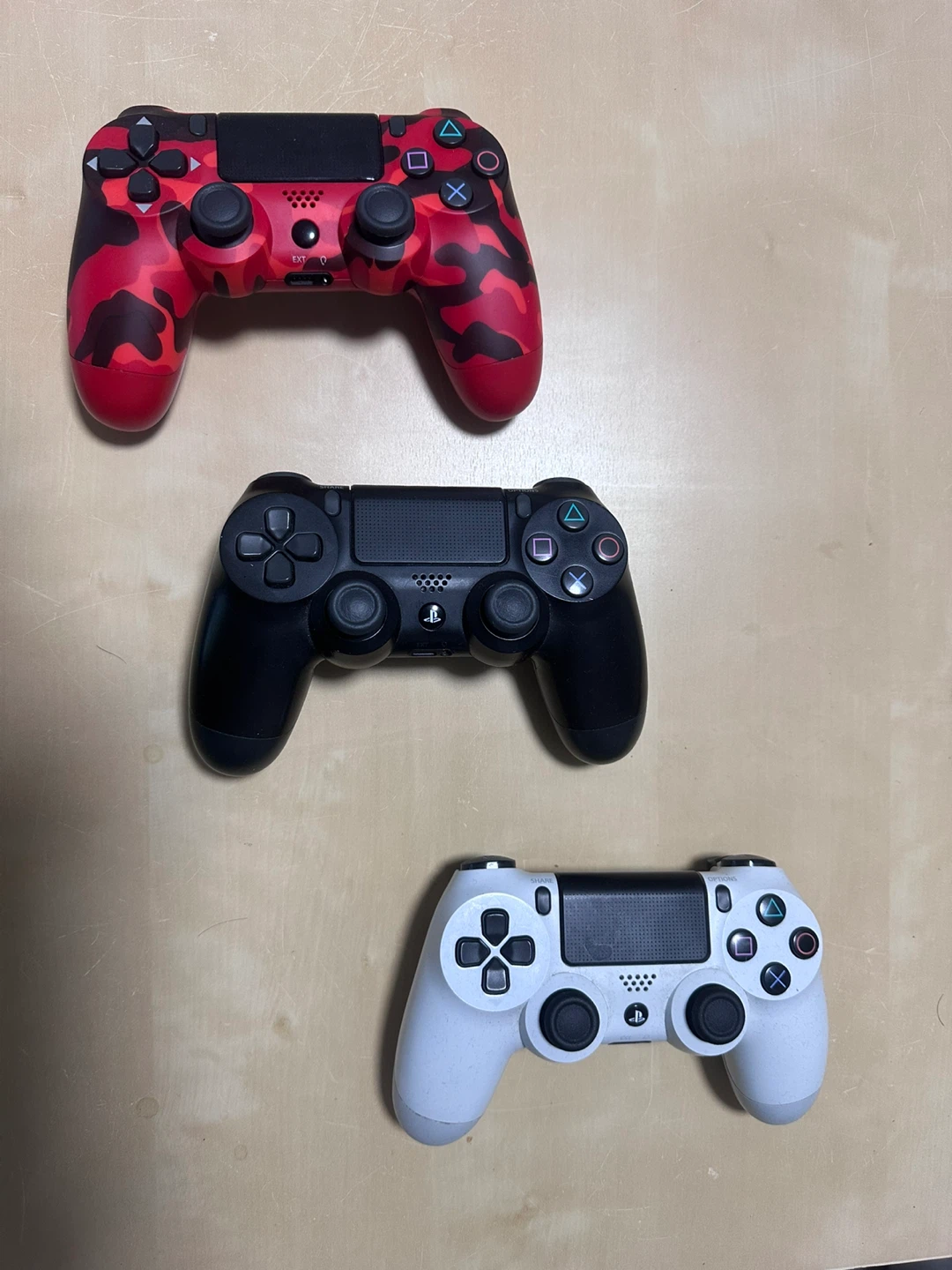PlayStation 4 Bundle with Games and Controllers - photo 4