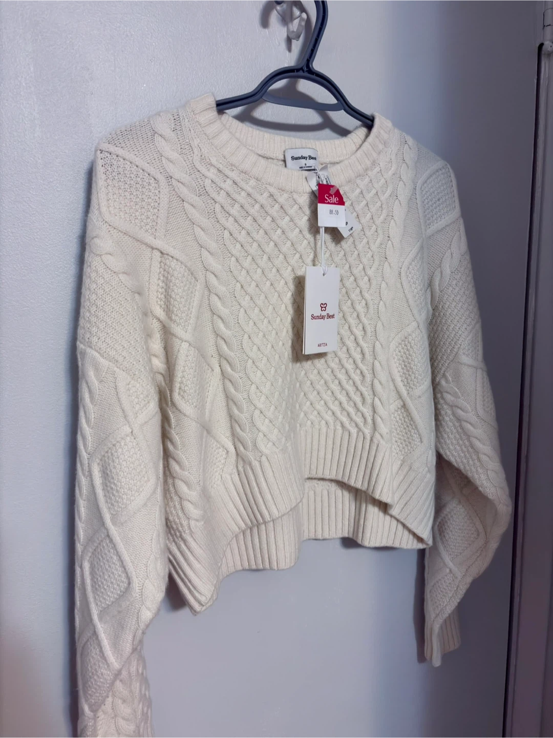 Sunday Best Aritzia Cream Cable Knit Sweater - M - photo 3