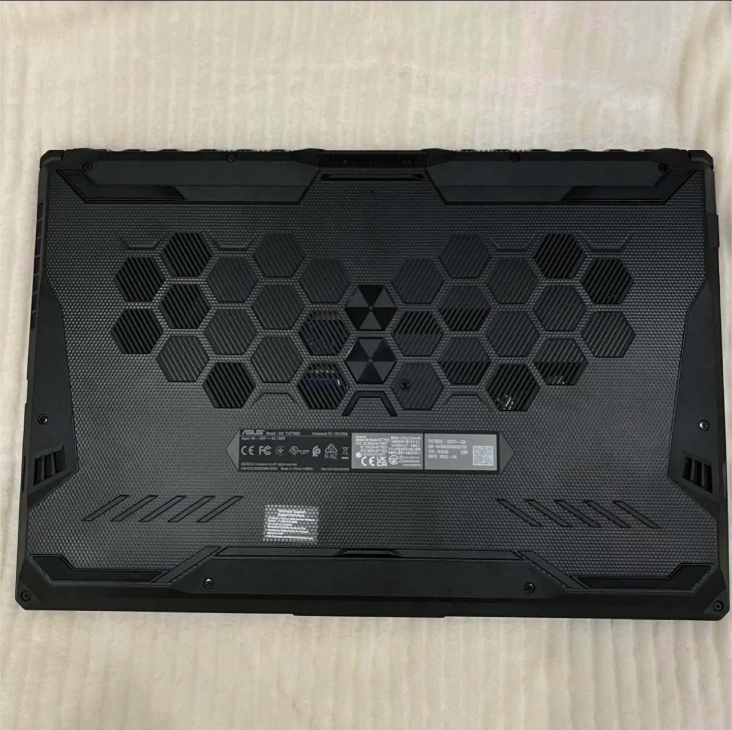 Asus TUF A17 image indicator(2)