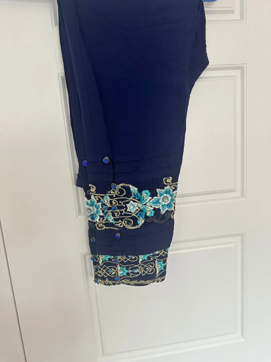 Embroidered Salwar Kameez Suit nomi ansari pakistani suit image indicator(4)