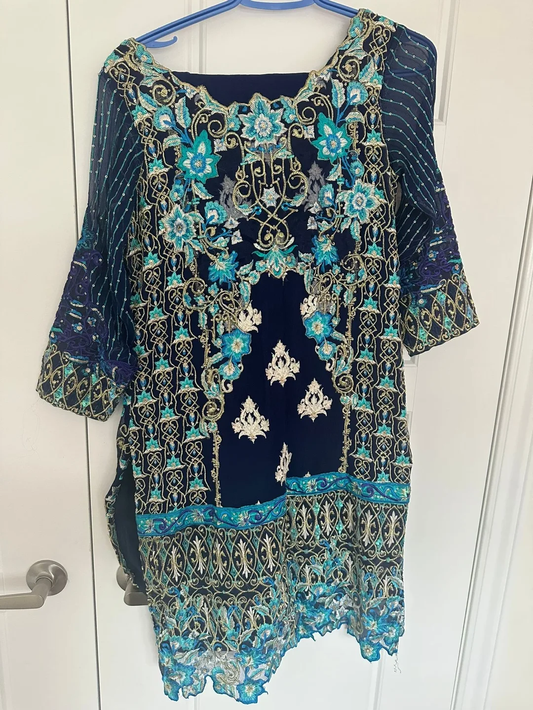 Embroidered Salwar Kameez Suit nomi ansari pakistani suit image indicator(2)