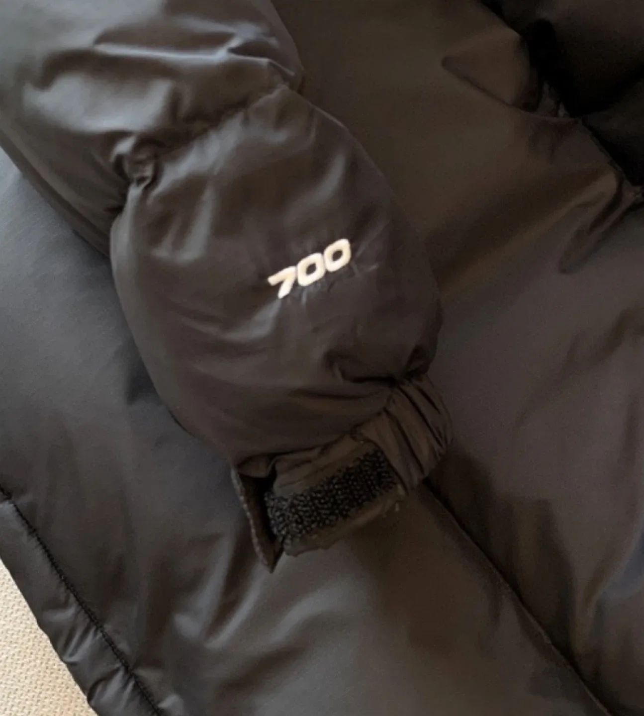 Save Big Discount Exclusive  New The North Face Black Puffer image indicator(3)