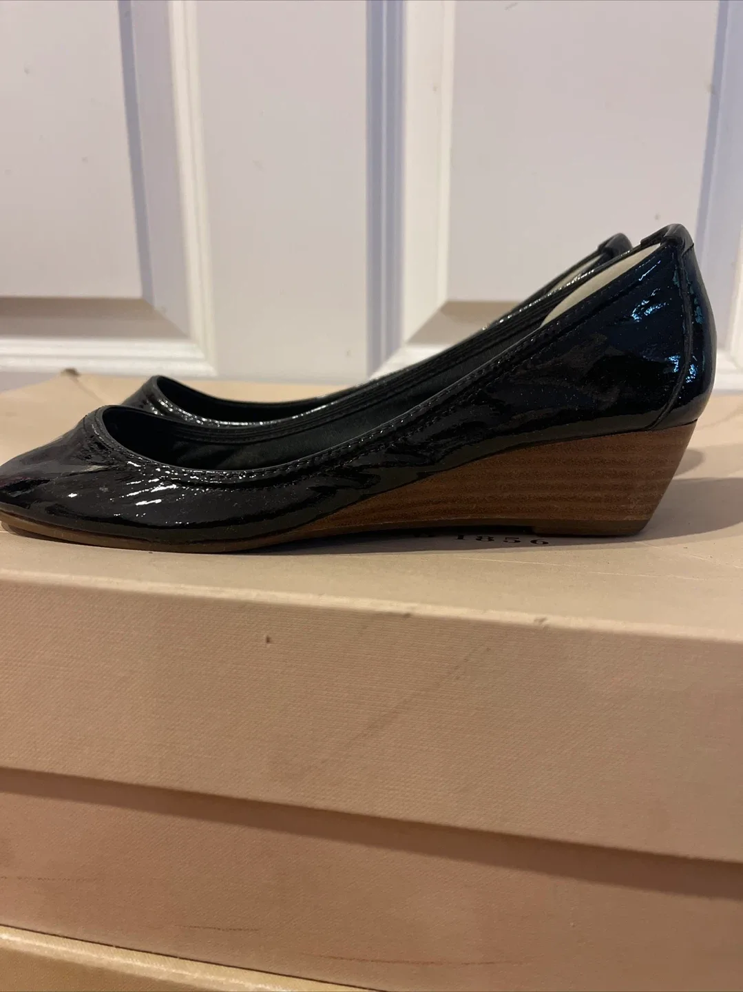 Steve Madden Black Patent Leather Wedge Flats 🥕 image indicator(3)