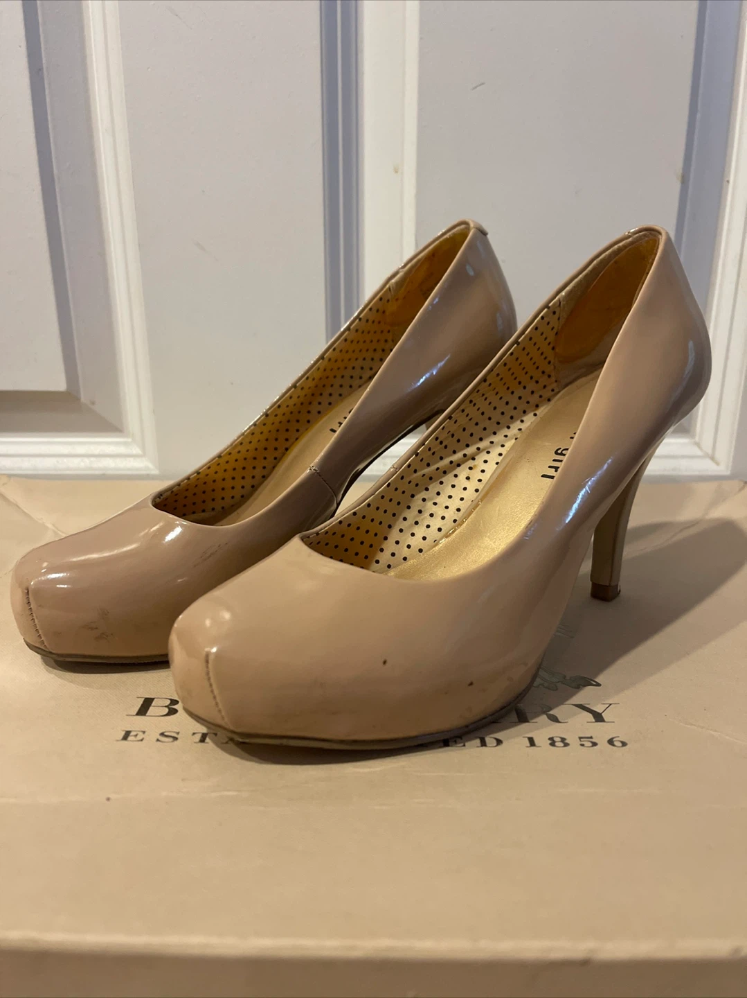 Madden Girl Beige Heels 🥕