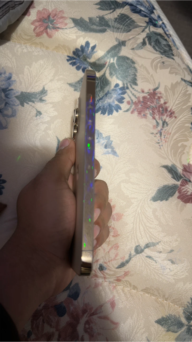 iPhone 13 Pro Max Gold 128GB - photo 2