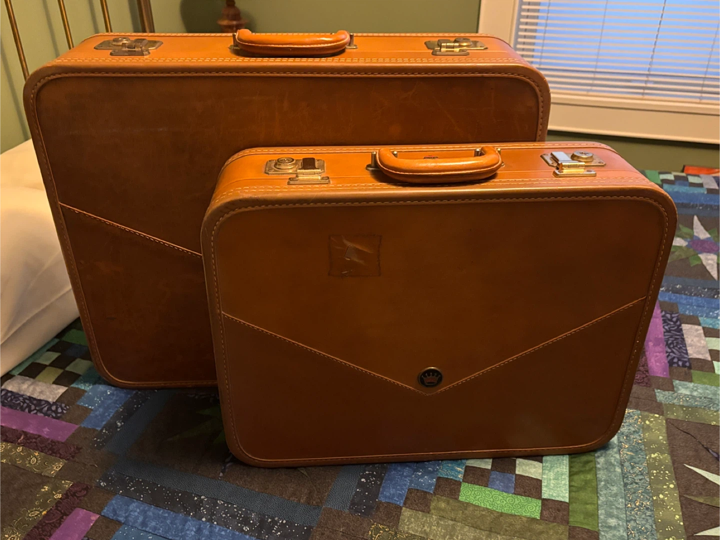 Vintage Suitcases - Set of 2 Free